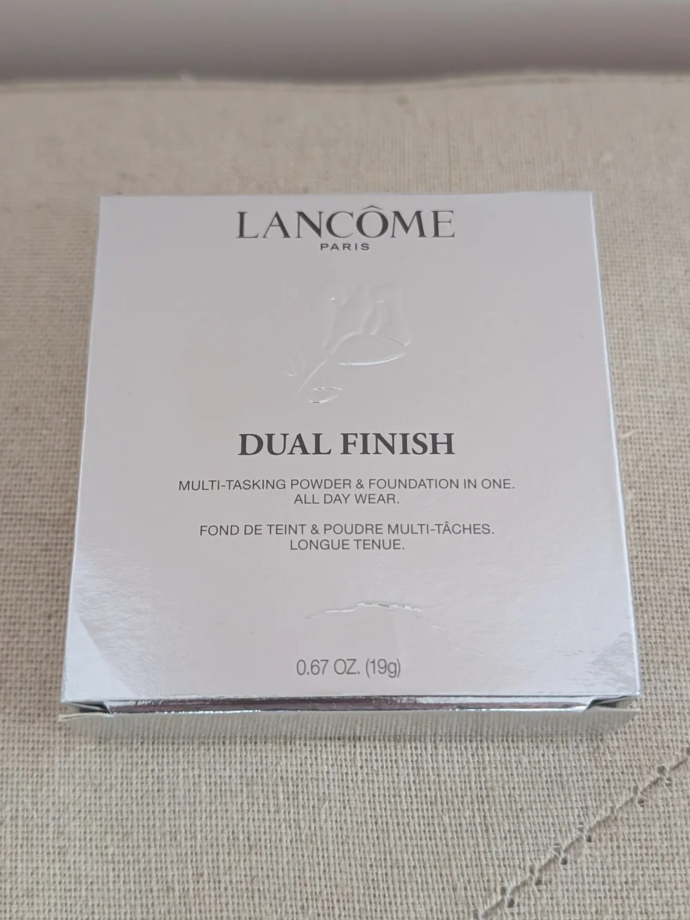 Lancôme Dual Finish Powder & Foundation in 210N (Neutral Tone)